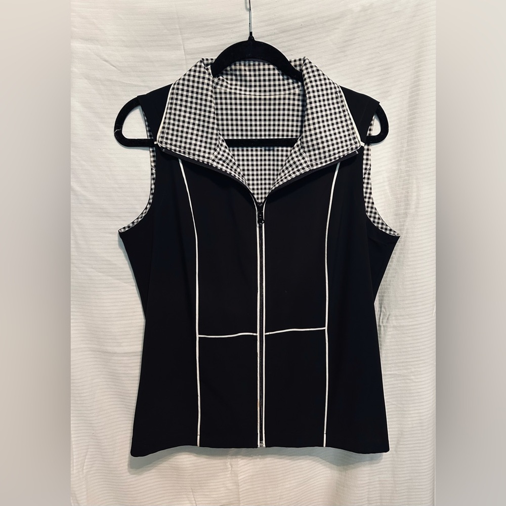 Rafaella Sport zip up vest, lightweight